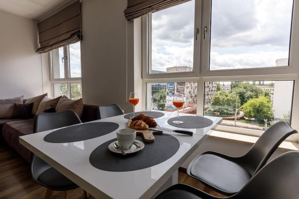 Apartament сlose-urban Chic - Great Location - 2 Bedrooms& Legnicka Wrocław