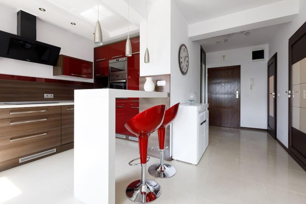 сlose-urban Chic - Great Location - 2 Bedrooms& Legnicka Wrocław